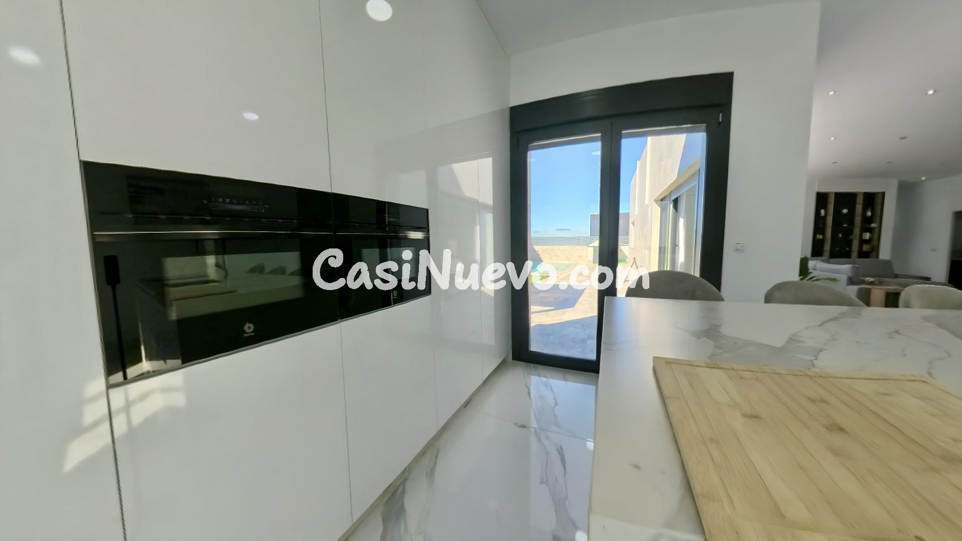 Chalet Independiente de Lujo en La Zubia: Eficiencia, Luz y  - foto 30