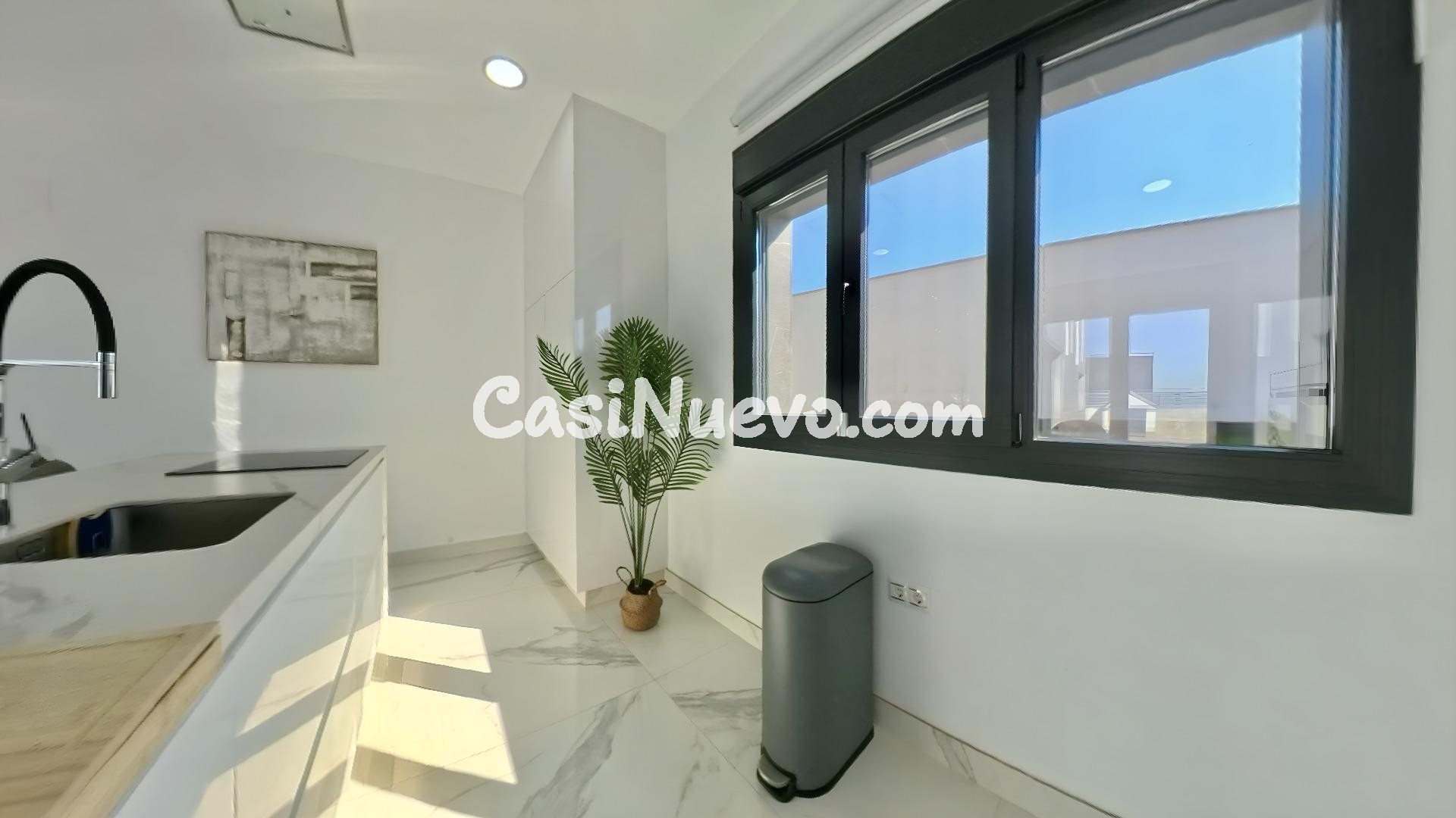 Chalet Independiente de Lujo en La Zubia: Eficiencia, Luz y  - foto 31