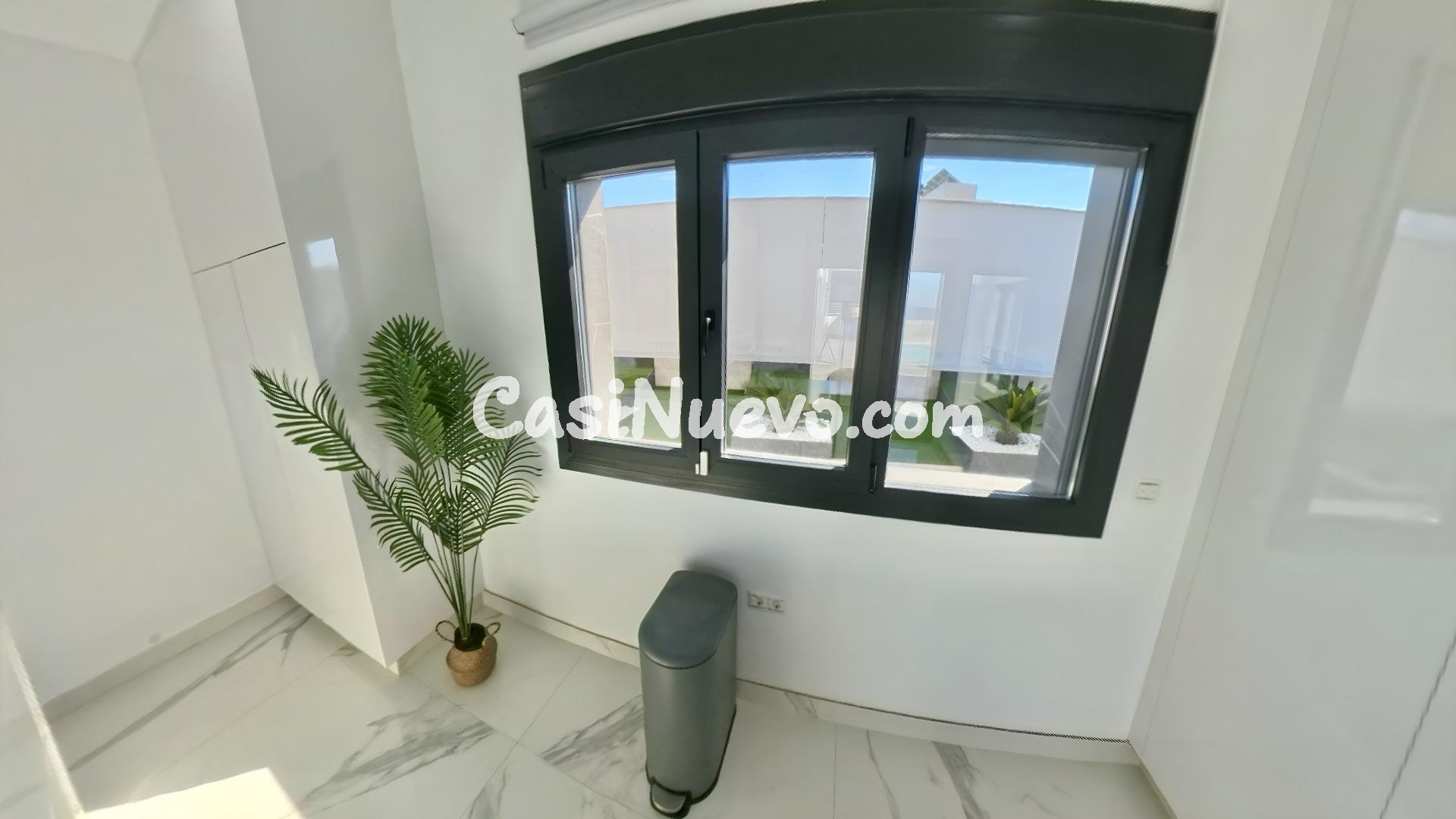 Chalet Independiente de Lujo en La Zubia: Eficiencia, Luz y  - foto 33