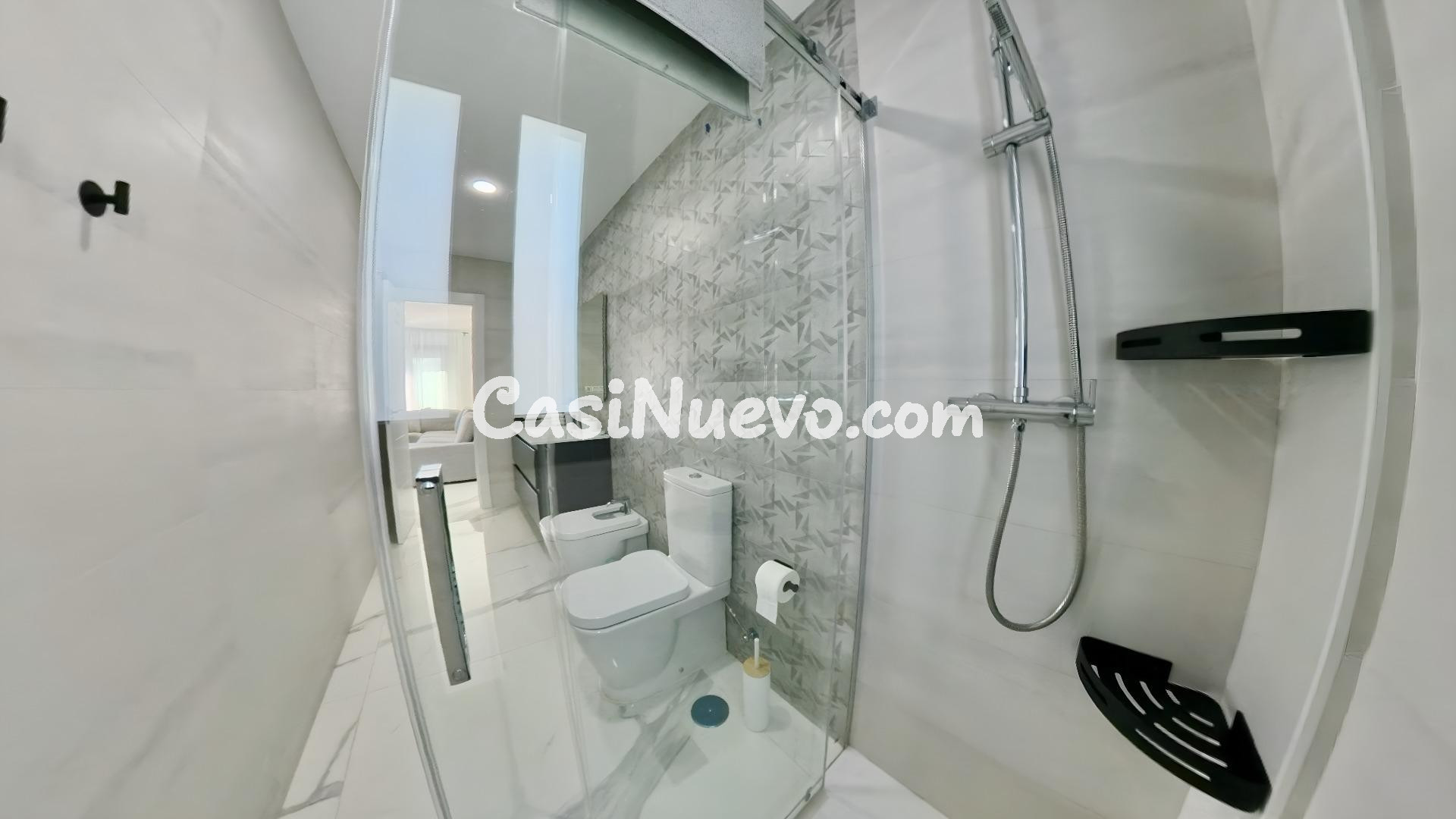 Chalet Independiente de Lujo en La Zubia: Eficiencia, Luz y  - foto 39