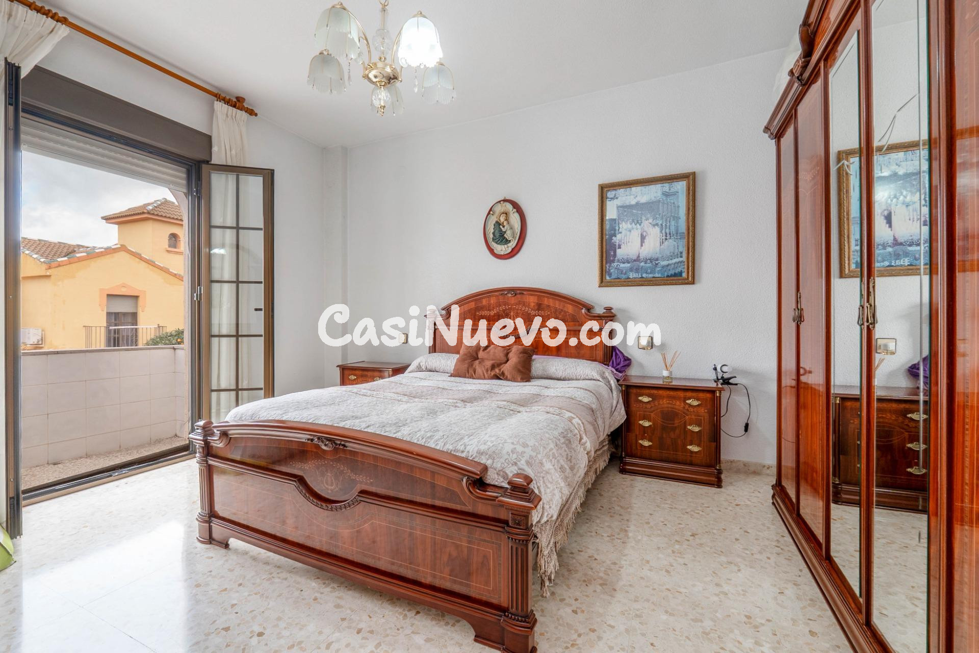 Preciosa casa de 4 dormitorios en Santa Fe con patio y terra