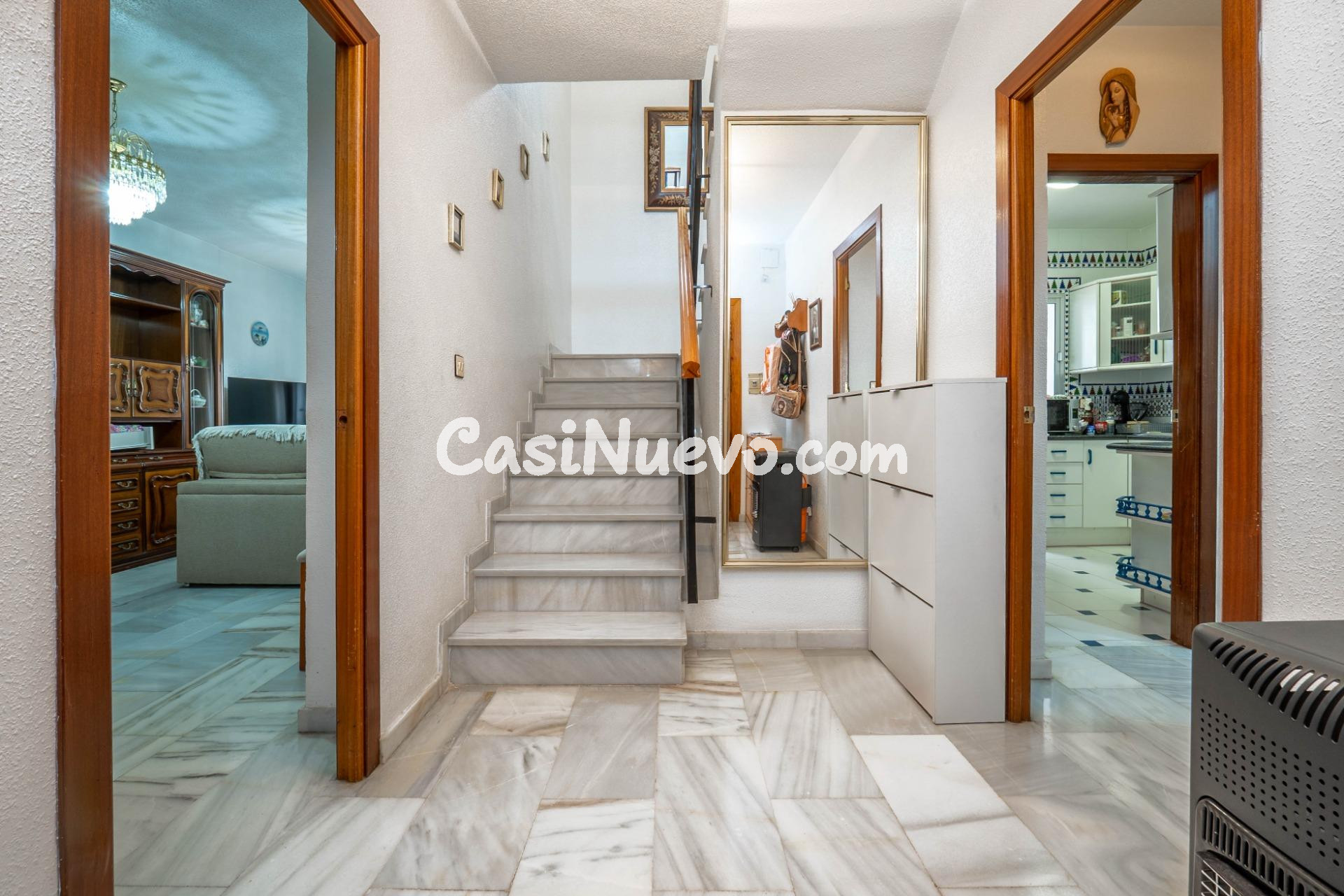 Preciosa casa de 4 dormitorios en Santa Fe con patio y terra - foto 12