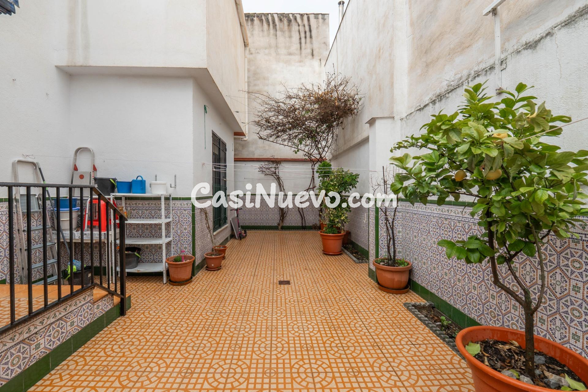 Preciosa casa de 4 dormitorios en Santa Fe con patio y terra - foto 28