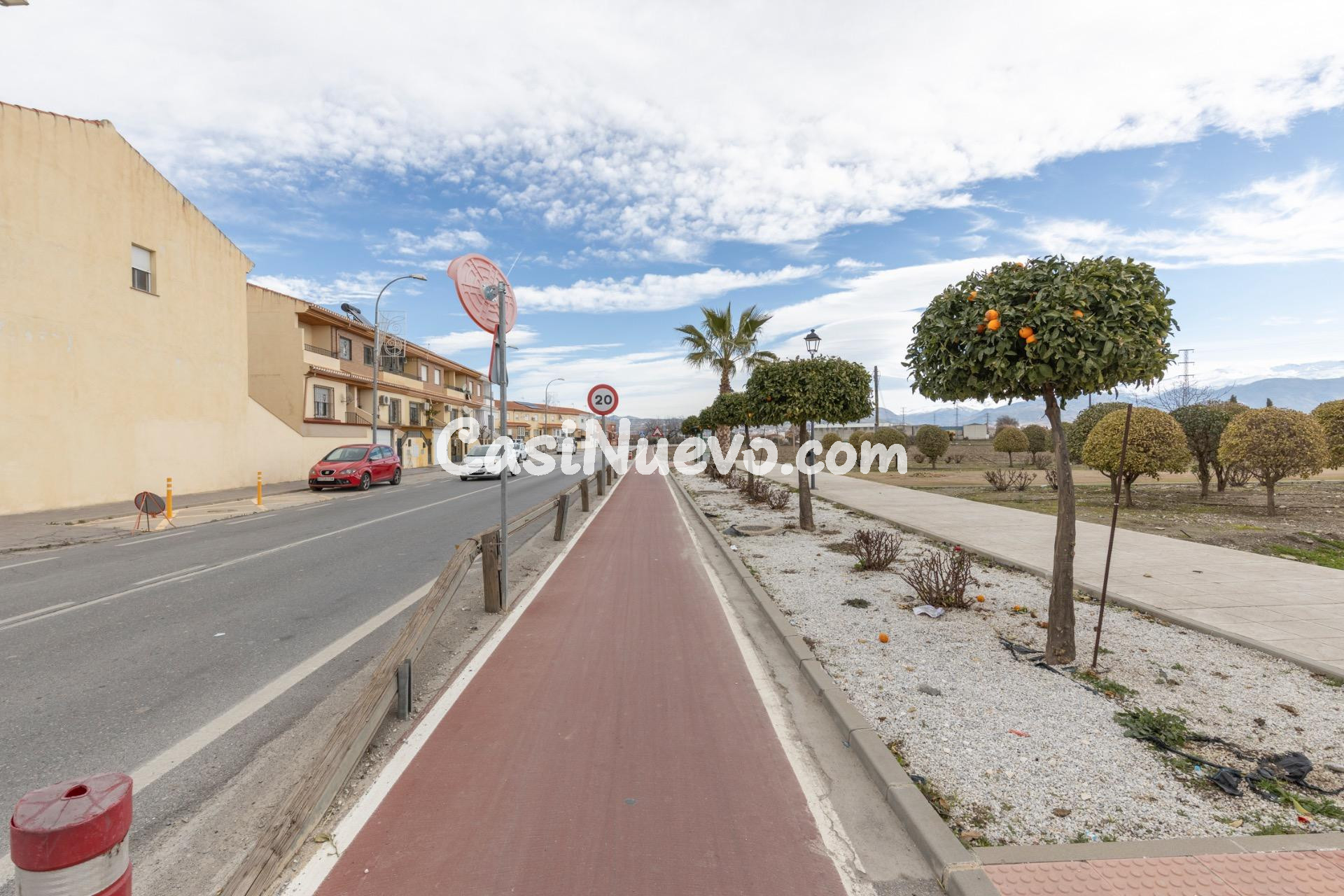 SE VENDE PRECIOSA CASA ADOSADA - foto 8