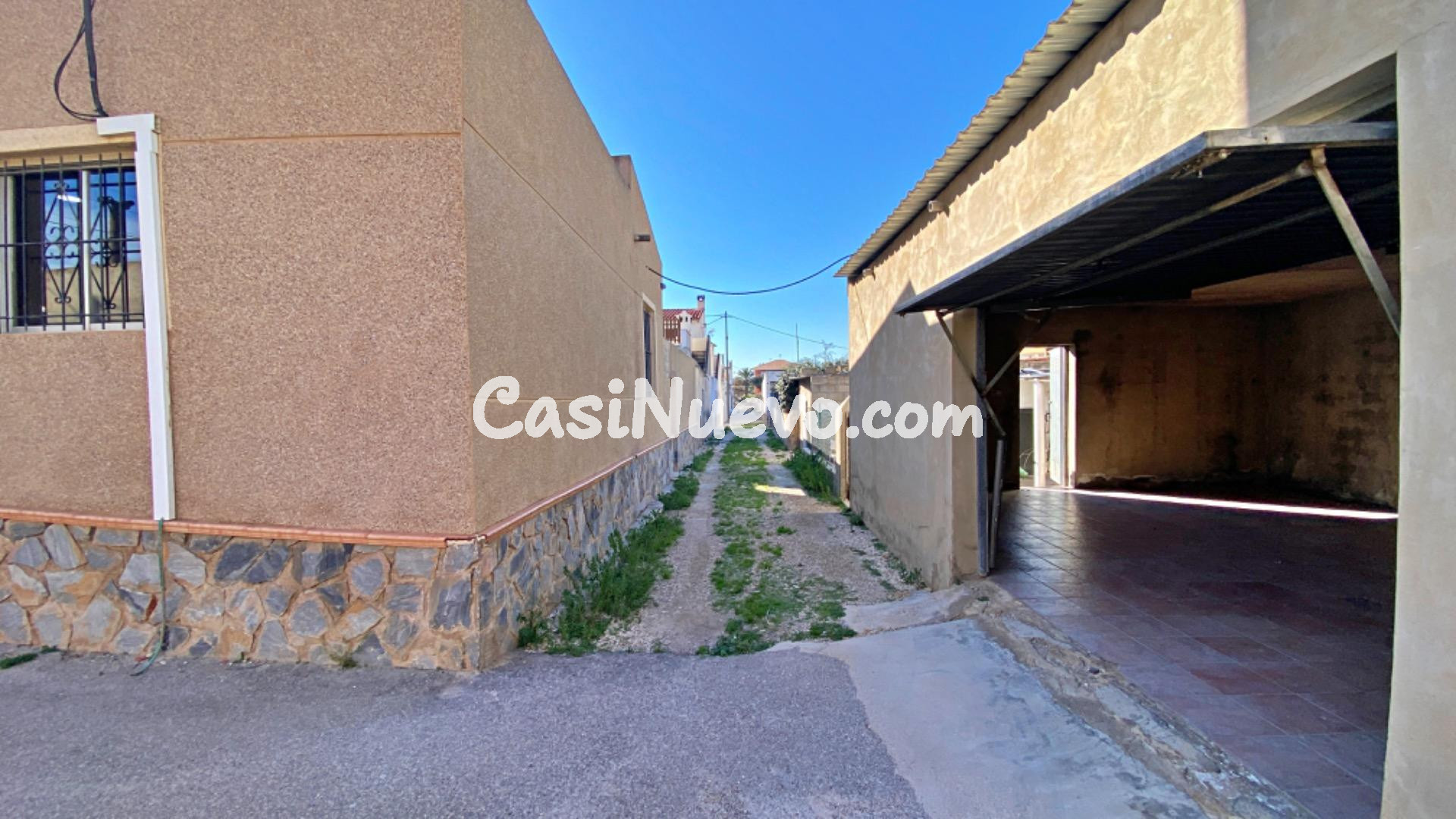 CASA EN ESQUINA CON PATIO, SOLARIUM Y GARAJE - foto 25