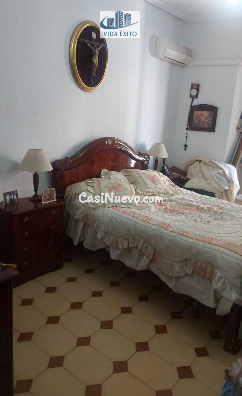 CASA EN ZONA CATEDRAL - foto 4