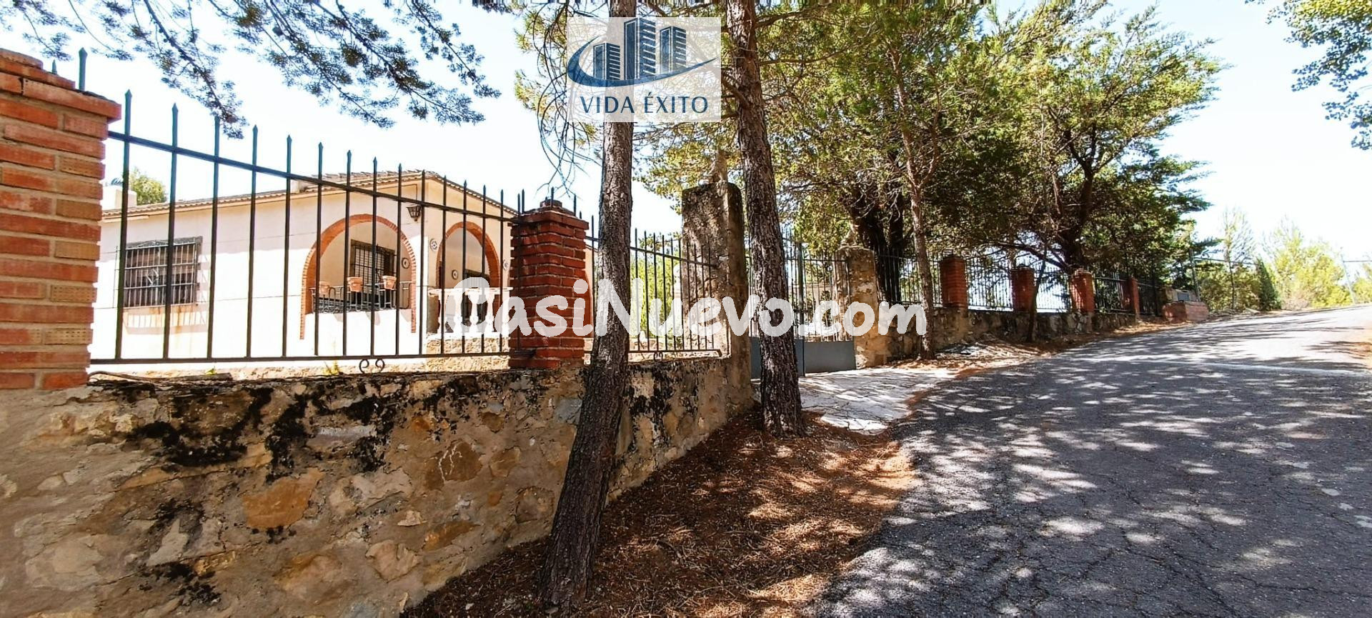 CHALET EN LOS VILLARES - foto 4