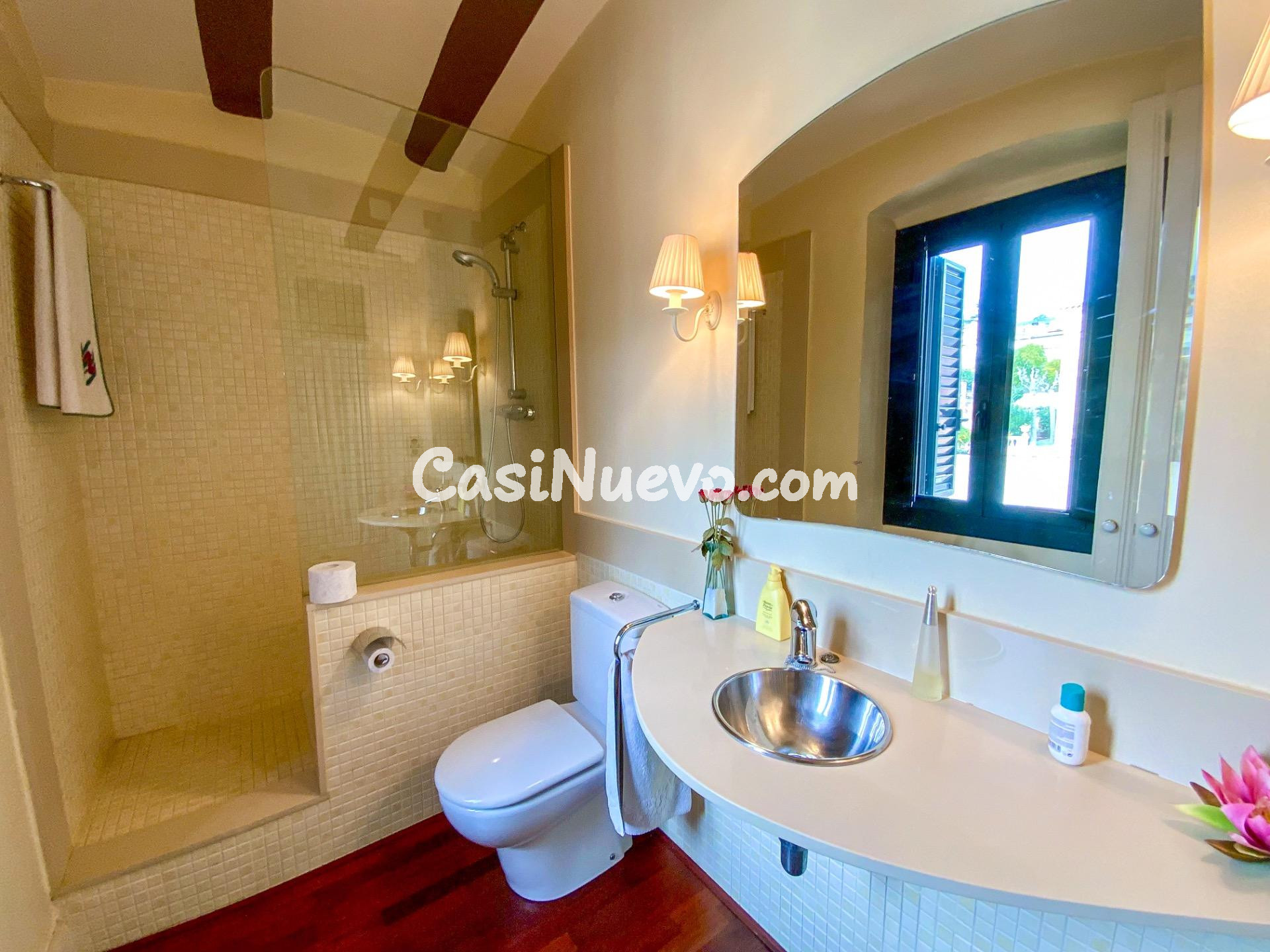 Casa centenaria con patio de 70 m2, elementos originales y v - foto 44