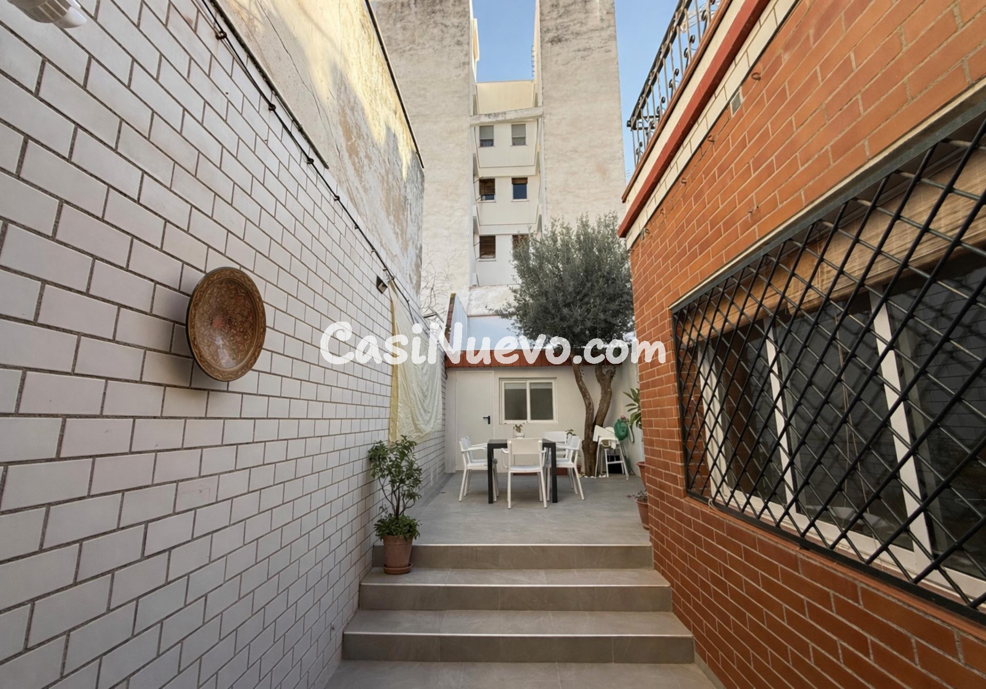 Planta baja con patio y con alma, en el corazón de Ocata - foto 23