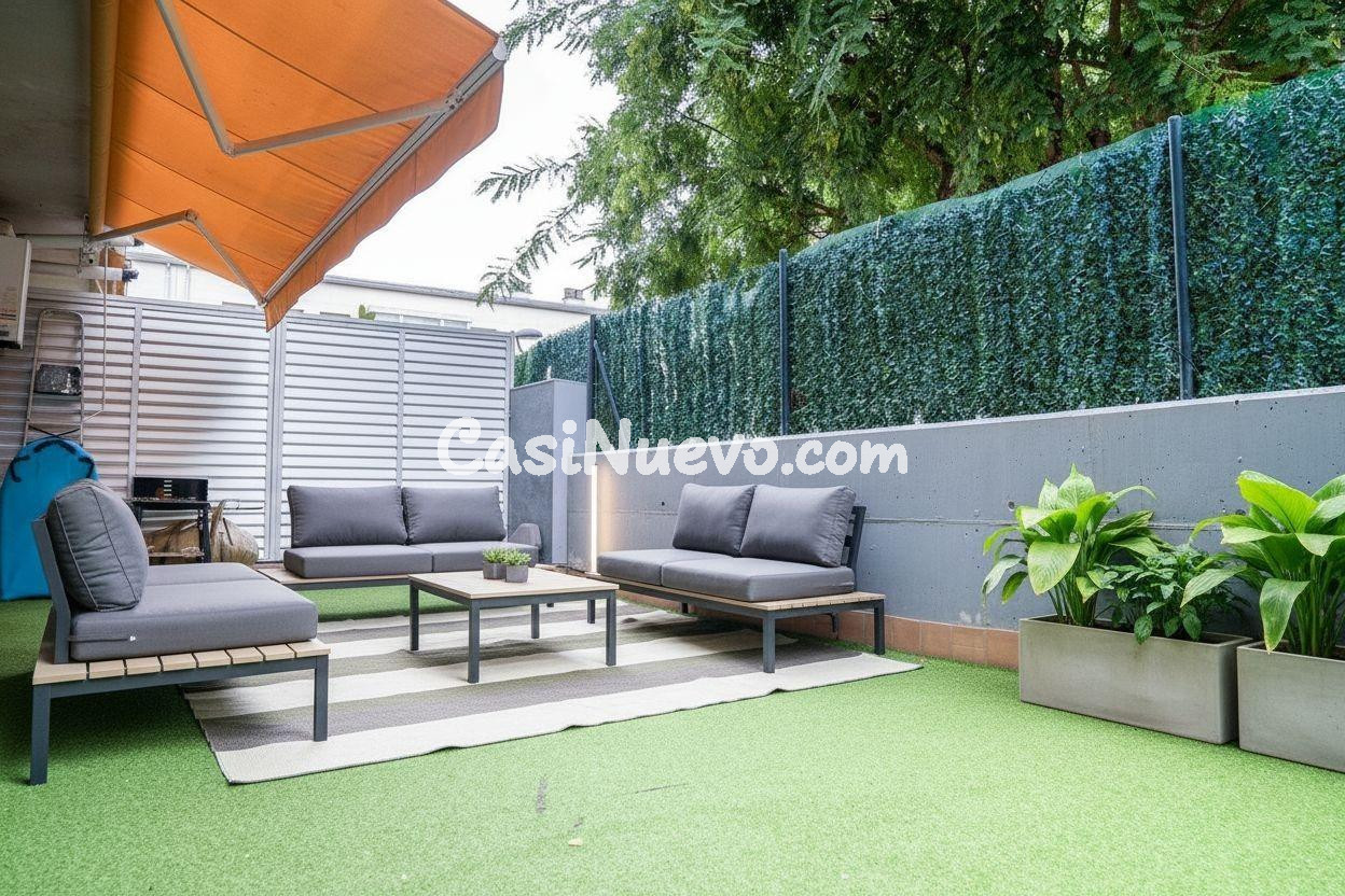 Tu refugio junto al mar: planta baja con terraza privada en  - foto 3