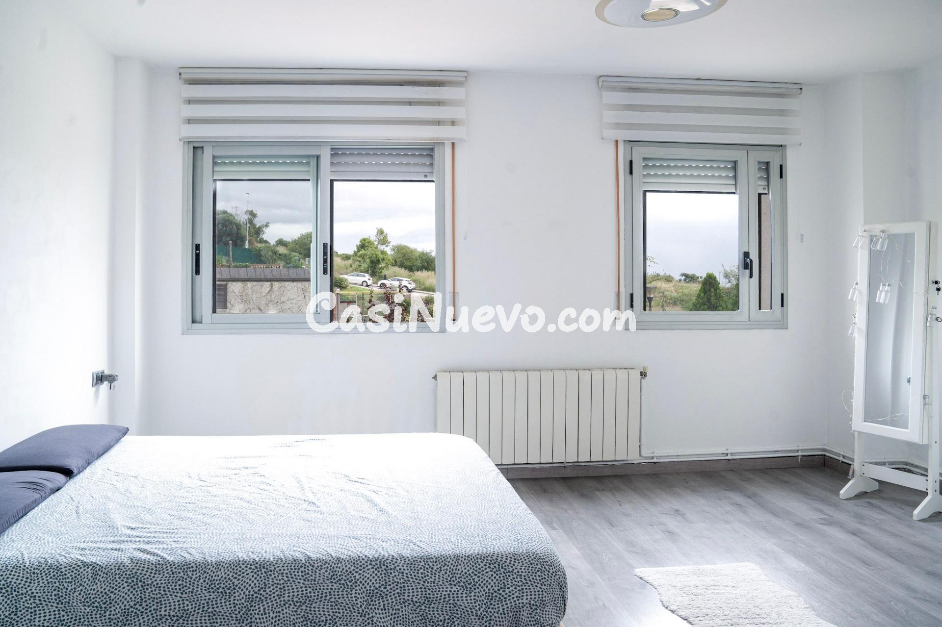 Tu refugio junto al mar: planta baja con terraza privada en  - foto 12