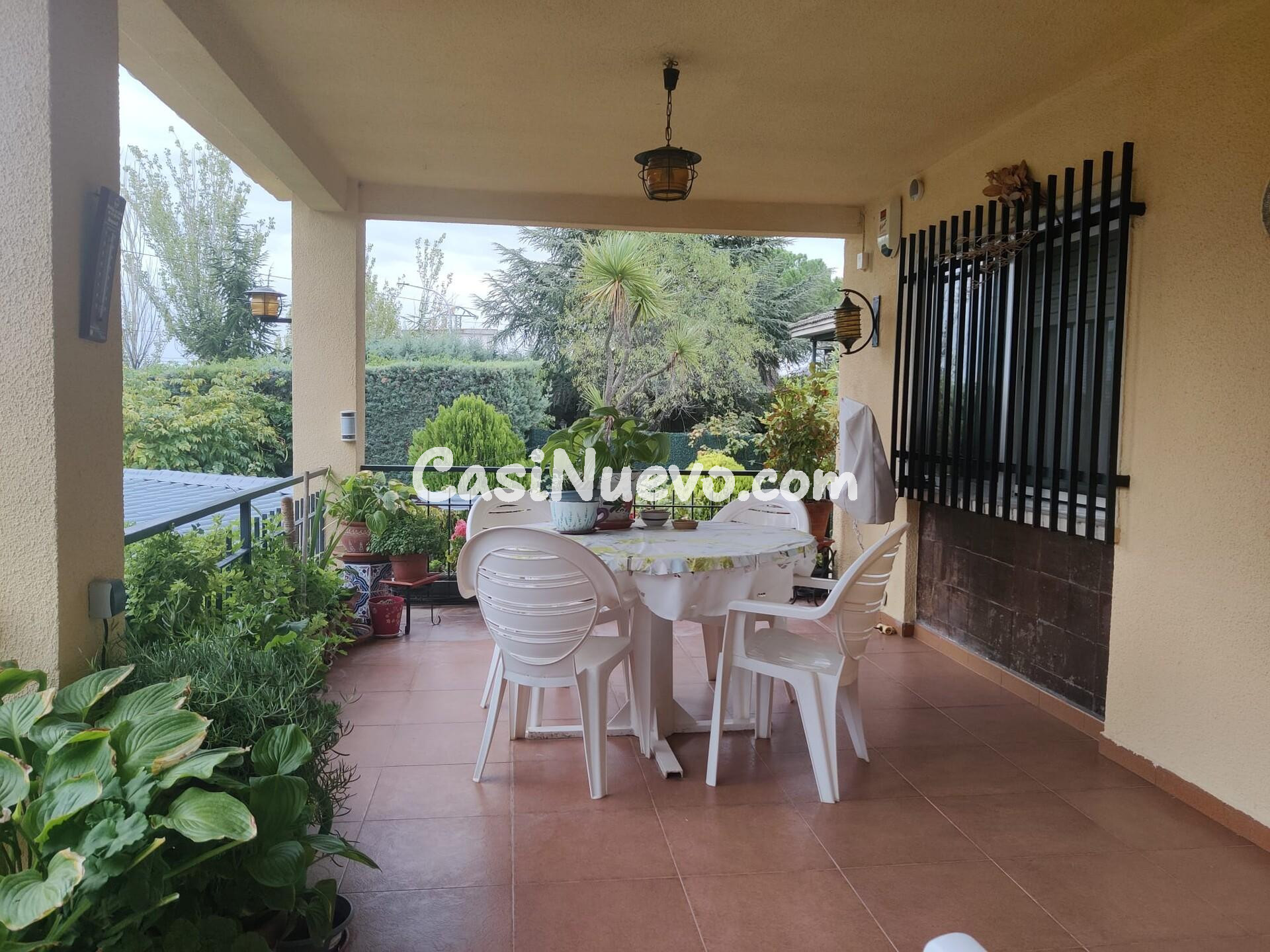 Venta de chalet unifamiliar en El Molar - foto 5