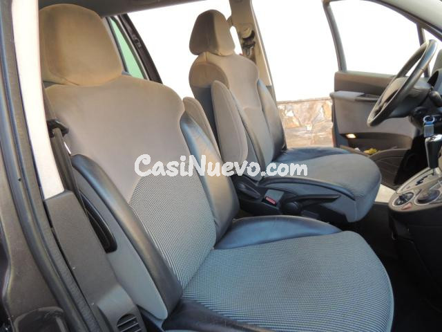 PEUGEOT - 807 - Premium 2.2 HDi 170 FAP Aut. Camperizada - foto 23