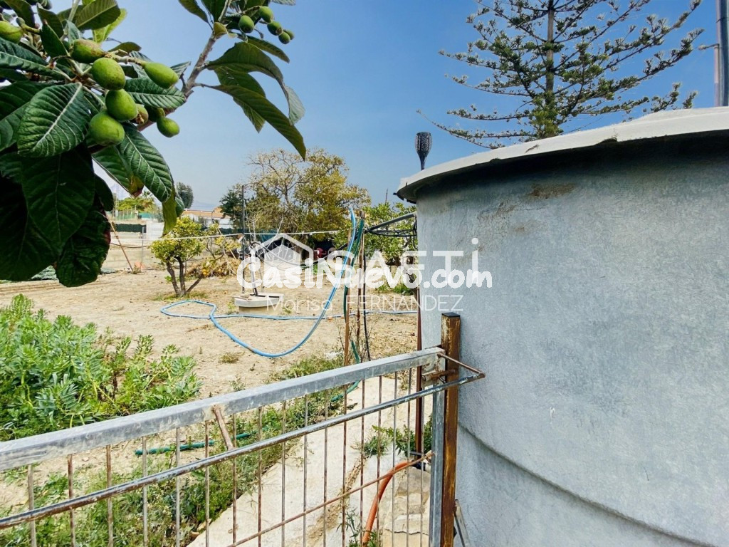 CHALET EN VILLAJOYOSA CON PISCINA Y GRAN PARCELA EN PRIMERA  - foto 26