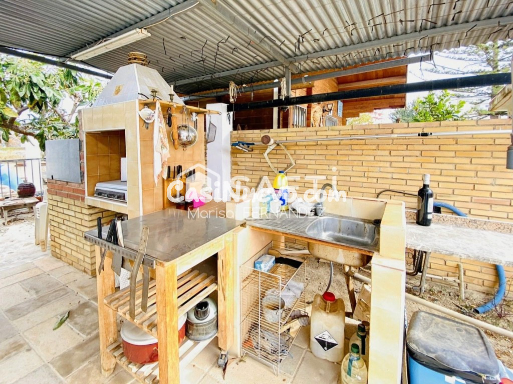 CHALET EN VILLAJOYOSA CON PISCINA Y GRAN PARCELA EN PRIMERA  - foto 27