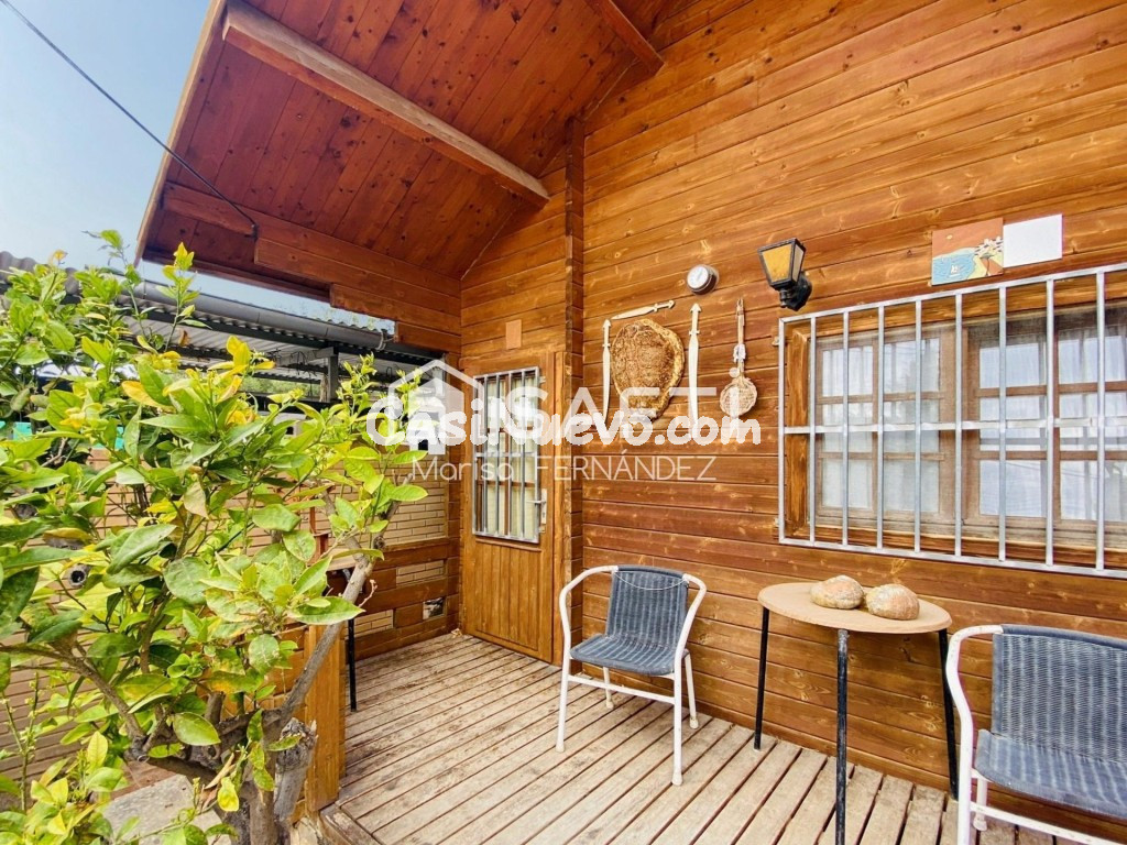 CHALET EN VILLAJOYOSA CON PISCINA Y GRAN PARCELA EN PRIMERA  - foto 28