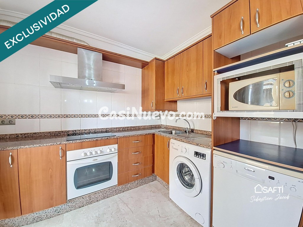 Magnífico piso con ascensor , garaje, terraza y piscina . - foto 10