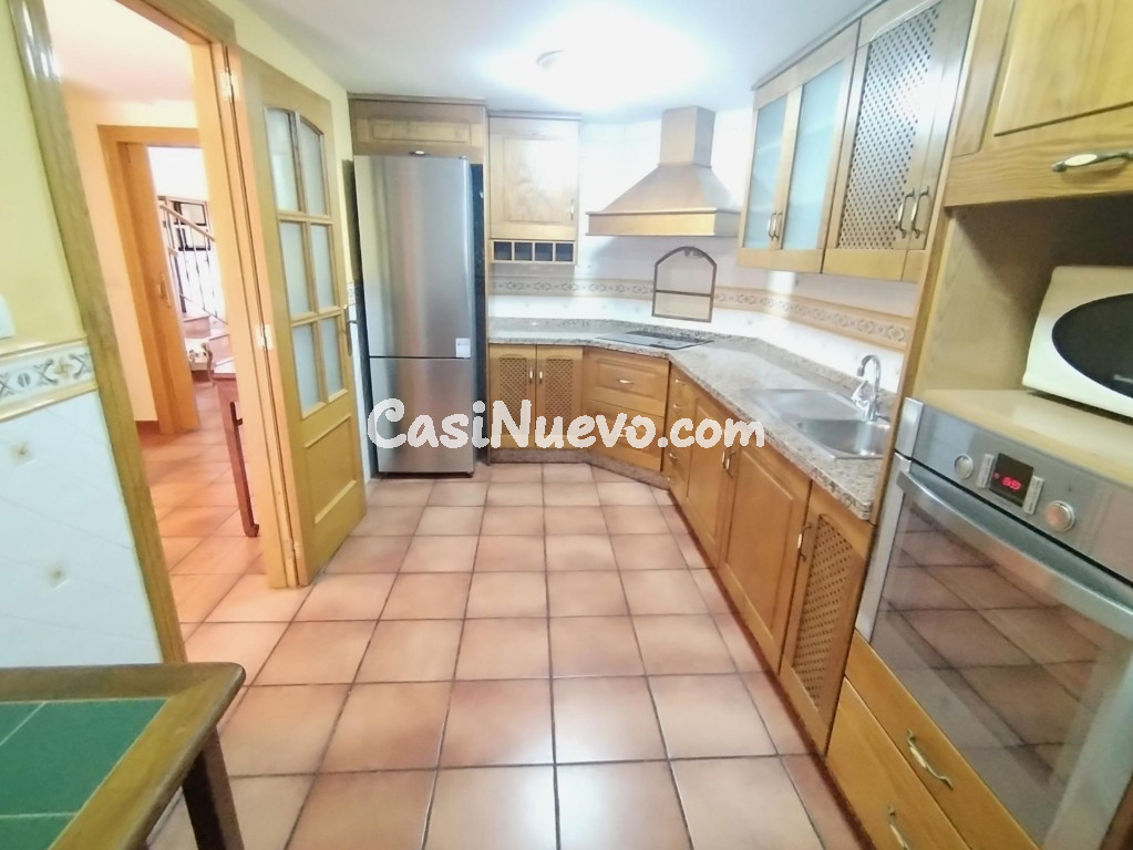 Exclusivo adosado en San Juan de Alicante - foto 11