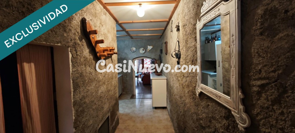 Preciosa casa Adosada de 2 plantas y altillo-buardilla - foto 5