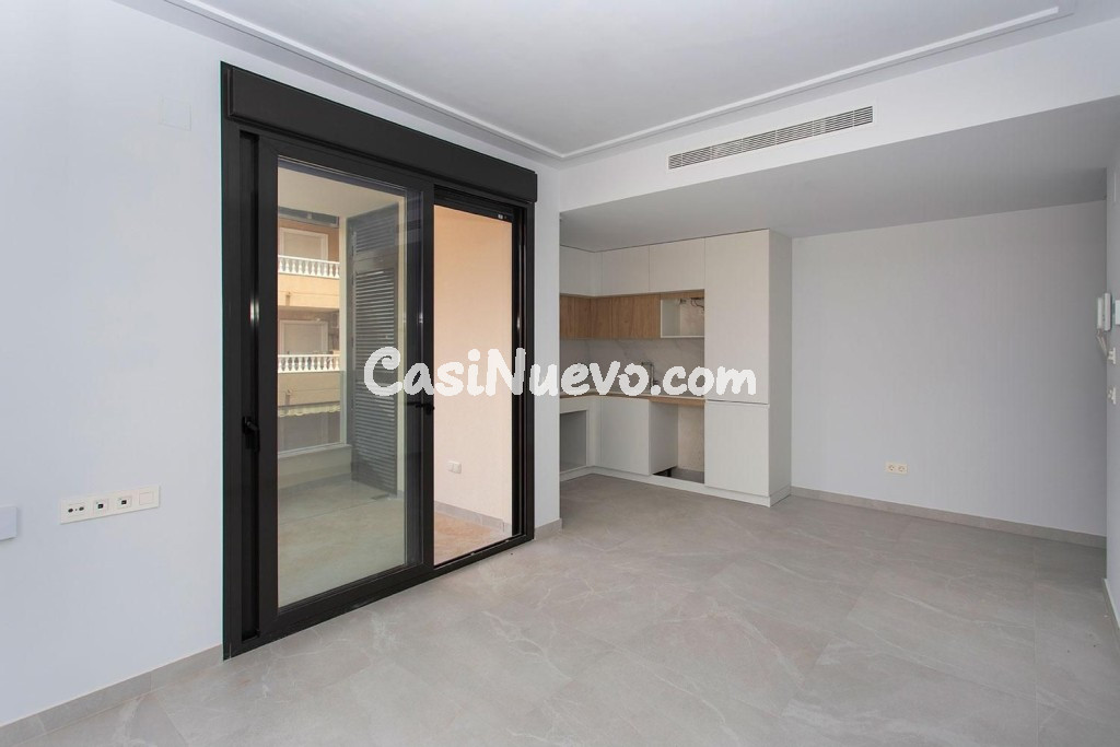Apartamento en Venta en Torrevieja Alicante - foto 11