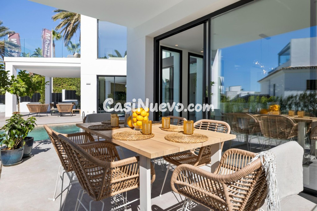 Villa de Lujo Independiente en Marbesa, Marbella Este - foto 29