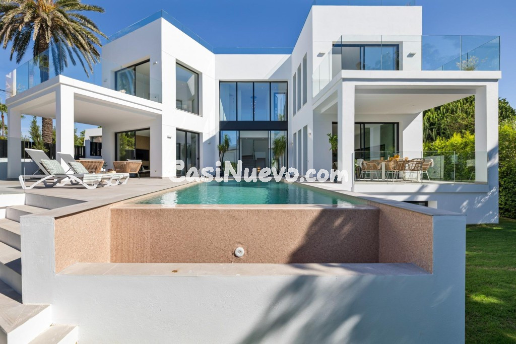 Villa de Lujo Independiente en Marbesa, Marbella Este - foto 33