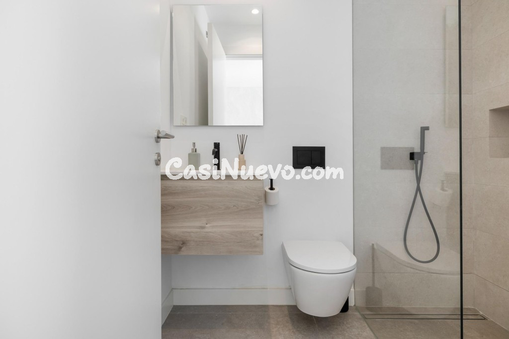 Villa de Lujo Independiente en Marbesa, Marbella Este - foto 35