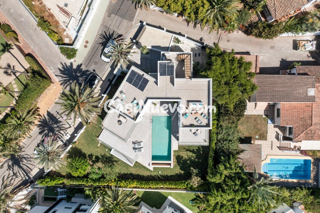 Villa de Lujo Independiente en Marbesa, Marbella Este - foto 50