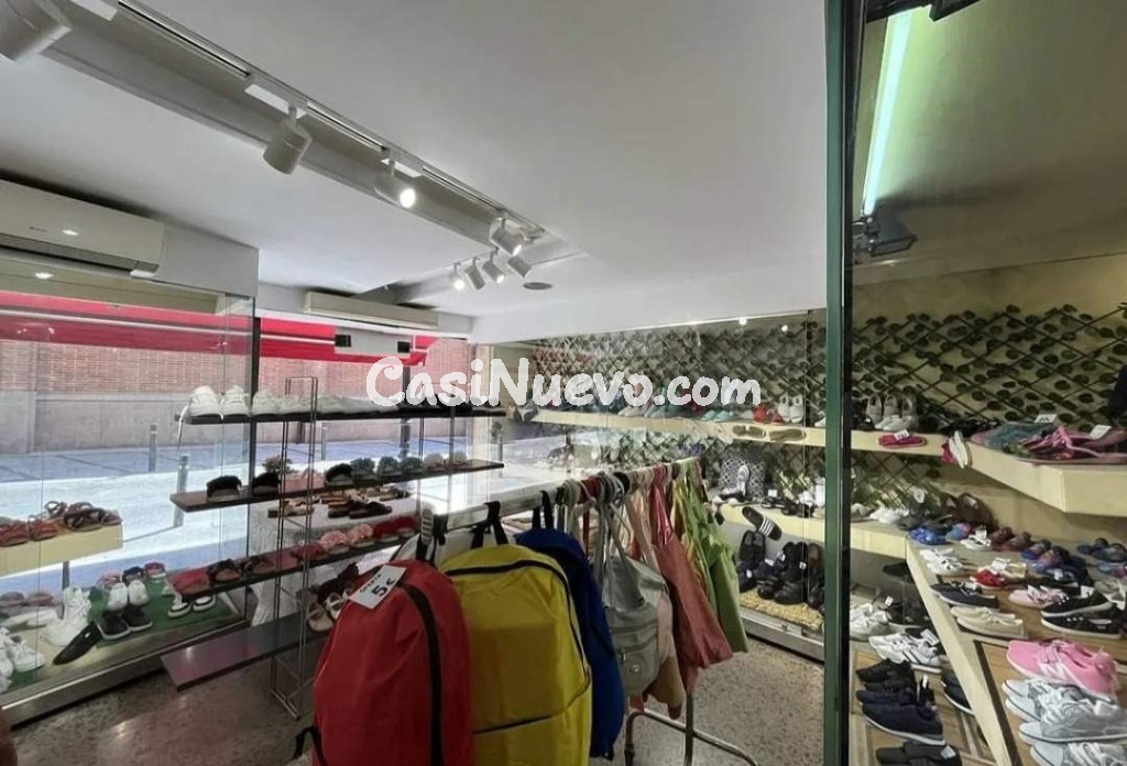 Local de alquiler en Vila de Gracia - foto 5