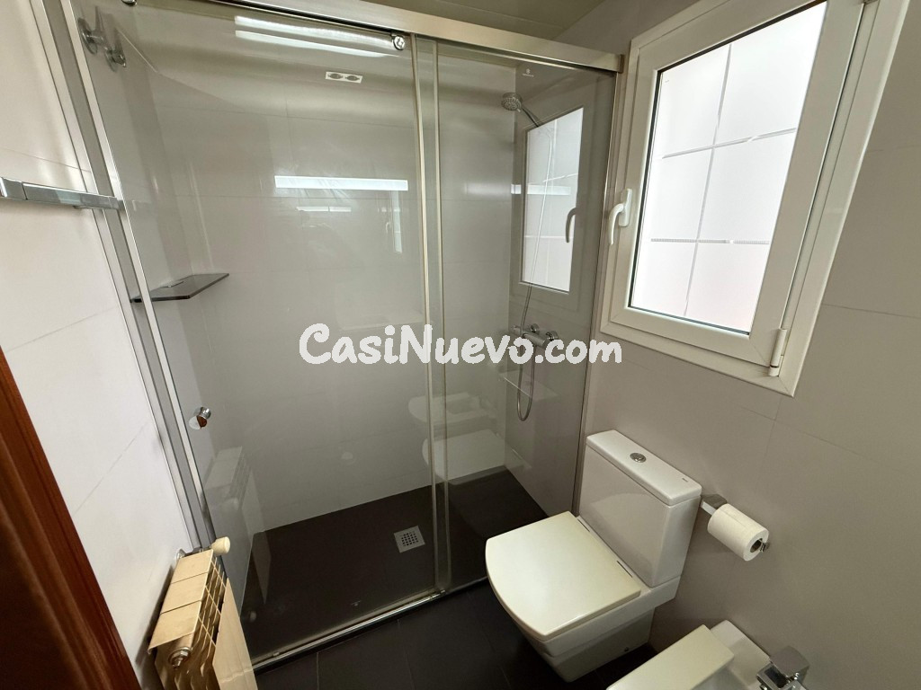 Piso de 114 m2 en excelente estado en L Hospitalet - foto 7