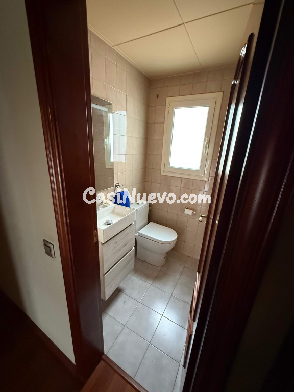 Piso de 114 m2 en excelente estado en L Hospitalet - foto 9