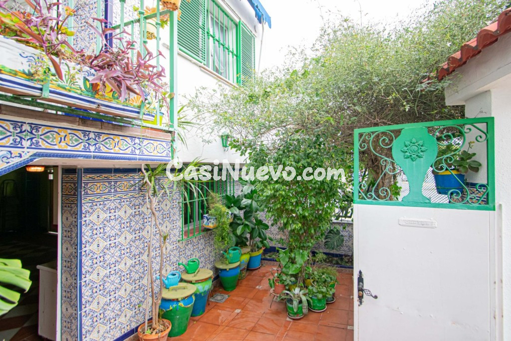 Bonita Casa Adosada de Esquina en Mairena del Aljarafe - foto 4