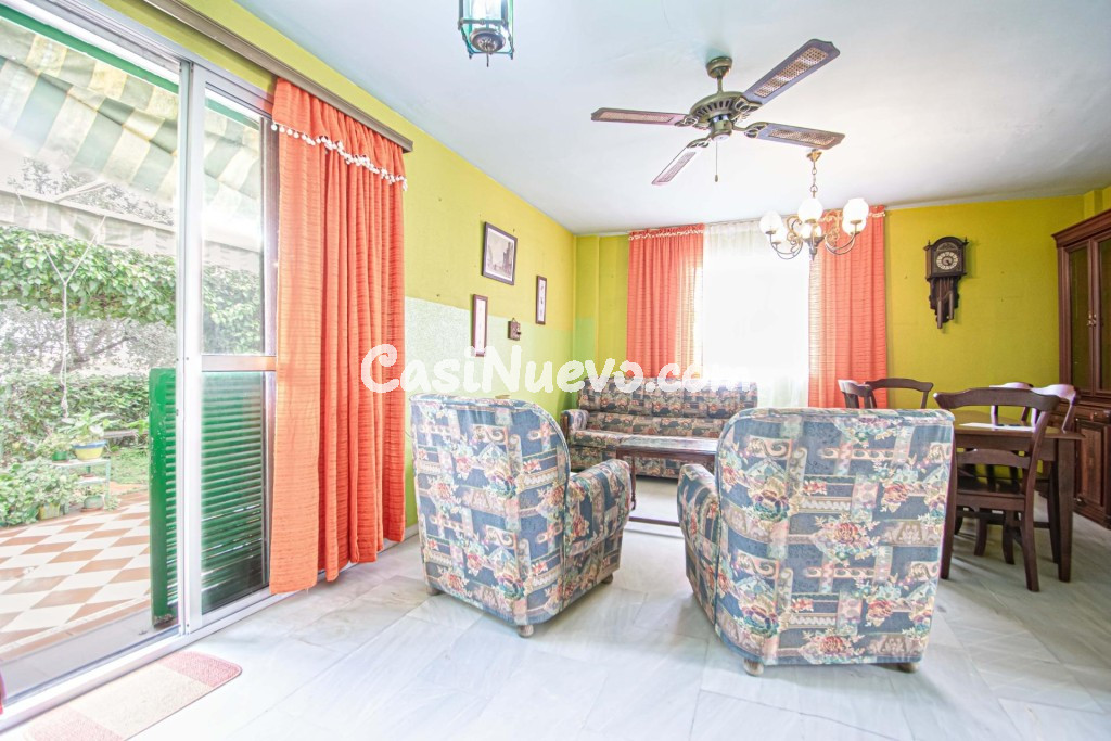 Bonita Casa Adosada de Esquina en Mairena del Aljarafe - foto 14