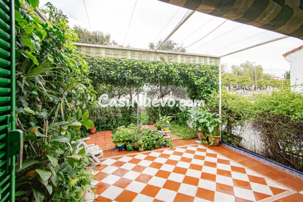 Bonita Casa Adosada de Esquina en Mairena del Aljarafe - foto 16