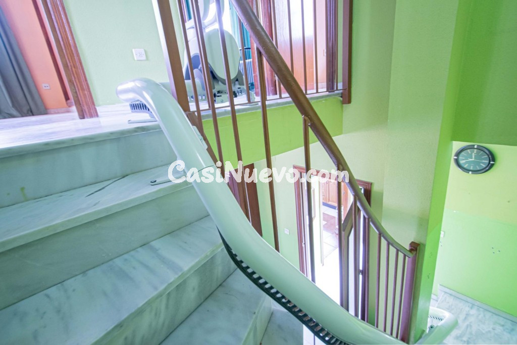 Bonita Casa Adosada de Esquina en Mairena del Aljarafe - foto 22