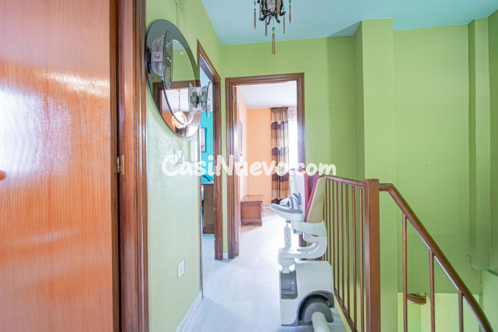 Bonita Casa Adosada de Esquina en Mairena del Aljarafe - foto 25