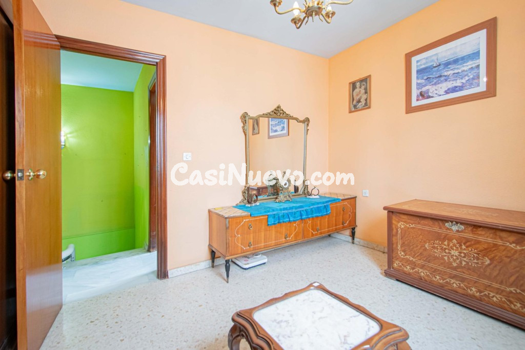 Bonita Casa Adosada de Esquina en Mairena del Aljarafe - foto 27