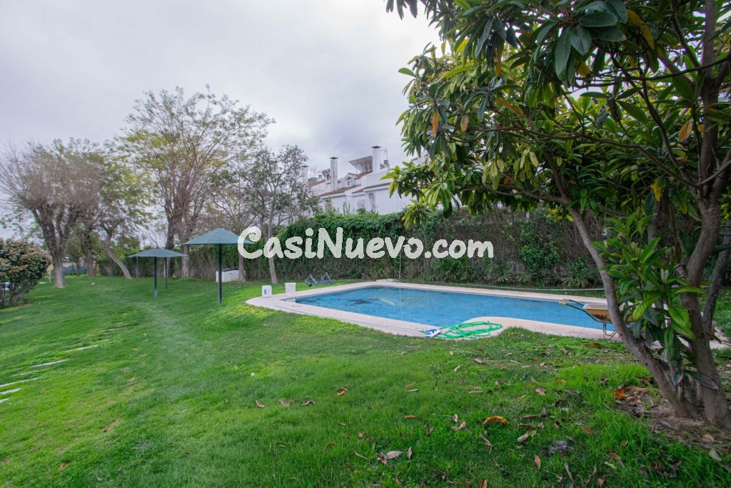 Bonita Casa Adosada de Esquina en Mairena del Aljarafe - foto 35