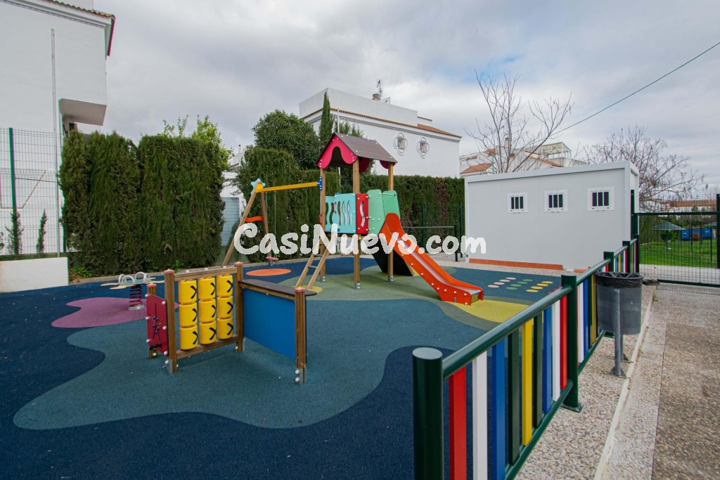 Bonita Casa Adosada de Esquina en Mairena del Aljarafe - foto 38