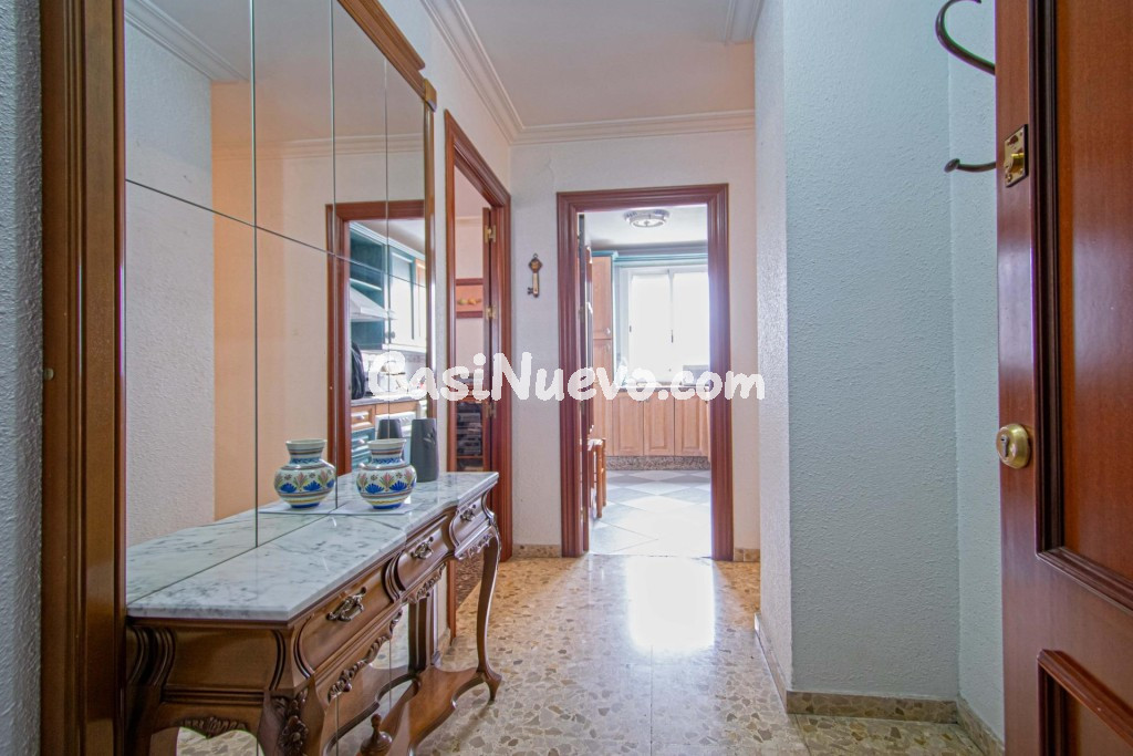 Vivienda en venta en Avenida de la Paz - foto 5