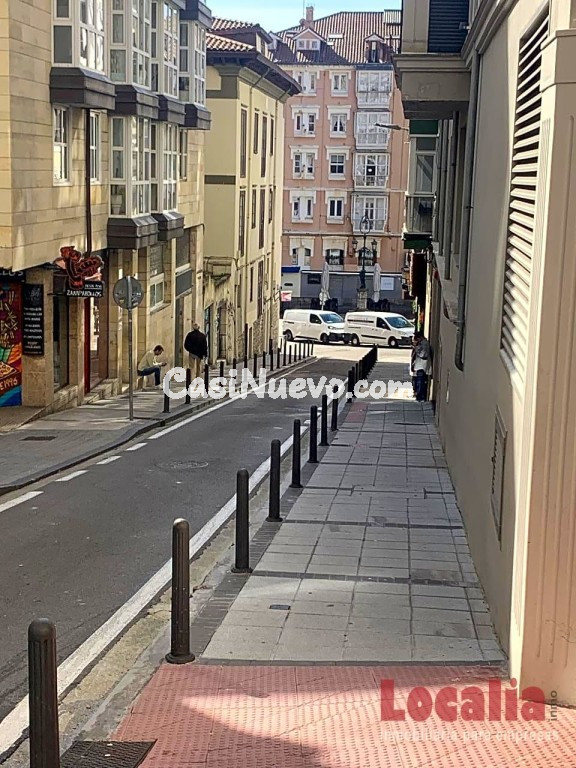 Local comercial en el centro de Santander