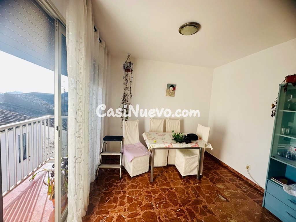 Luminoso piso en el centro de Santa Bárbara - foto 8