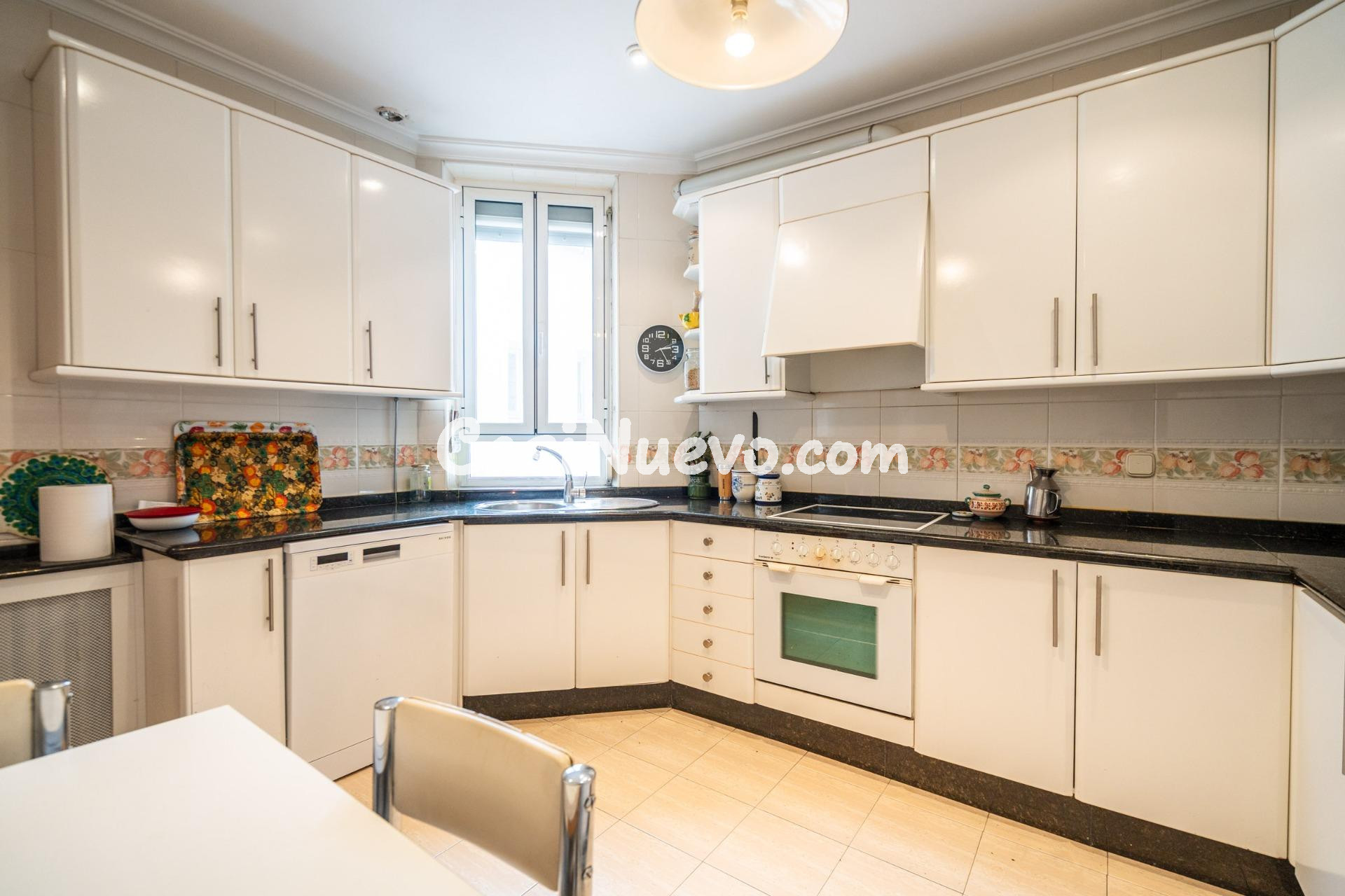 EXCELENTE VIVIENDA AMPLIA Y LUMINOSA JUNTO EN UBICACIÓN PRIV - foto 29