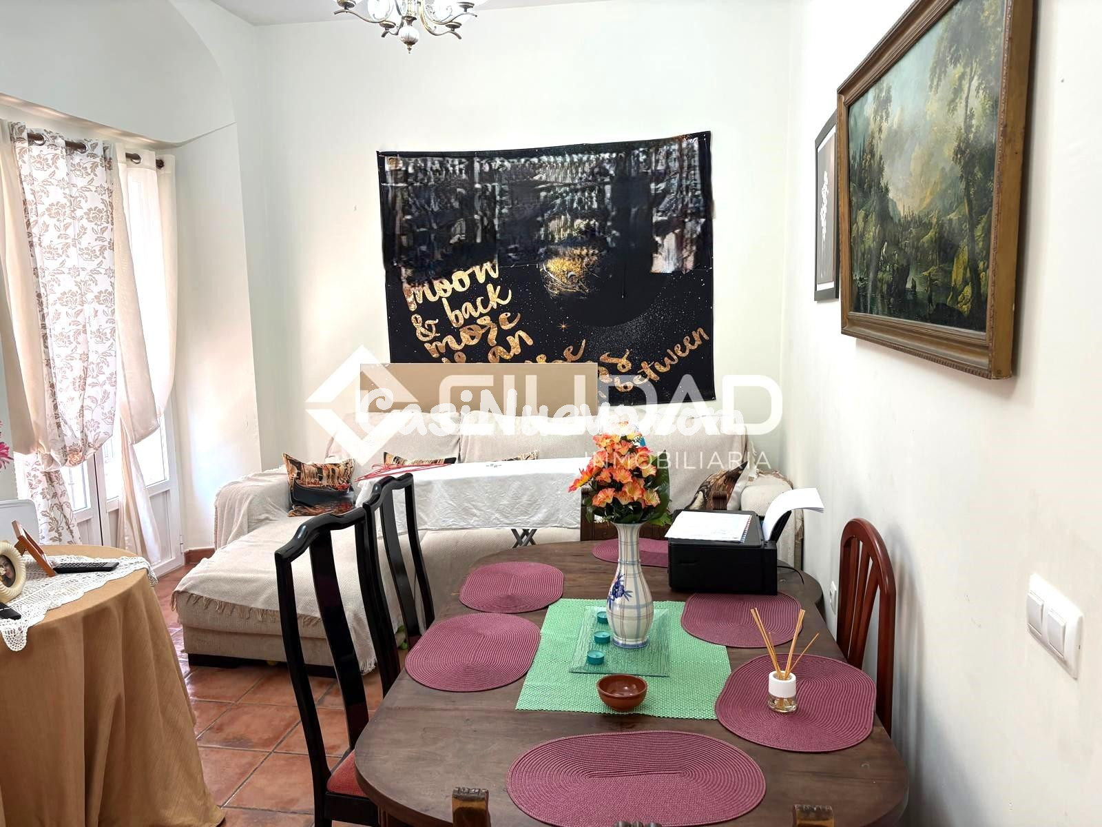 Casa de pueblo en Barrio Alto - foto 3