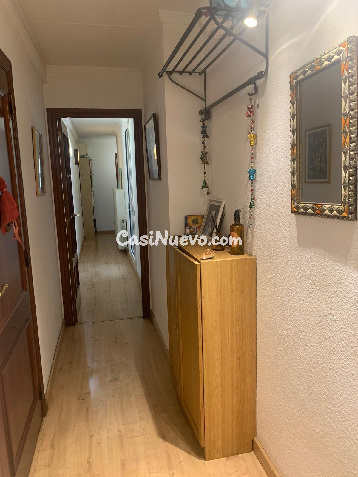 Piso en Venta en Sants con terraza con posibilidad de parkin - foto 3