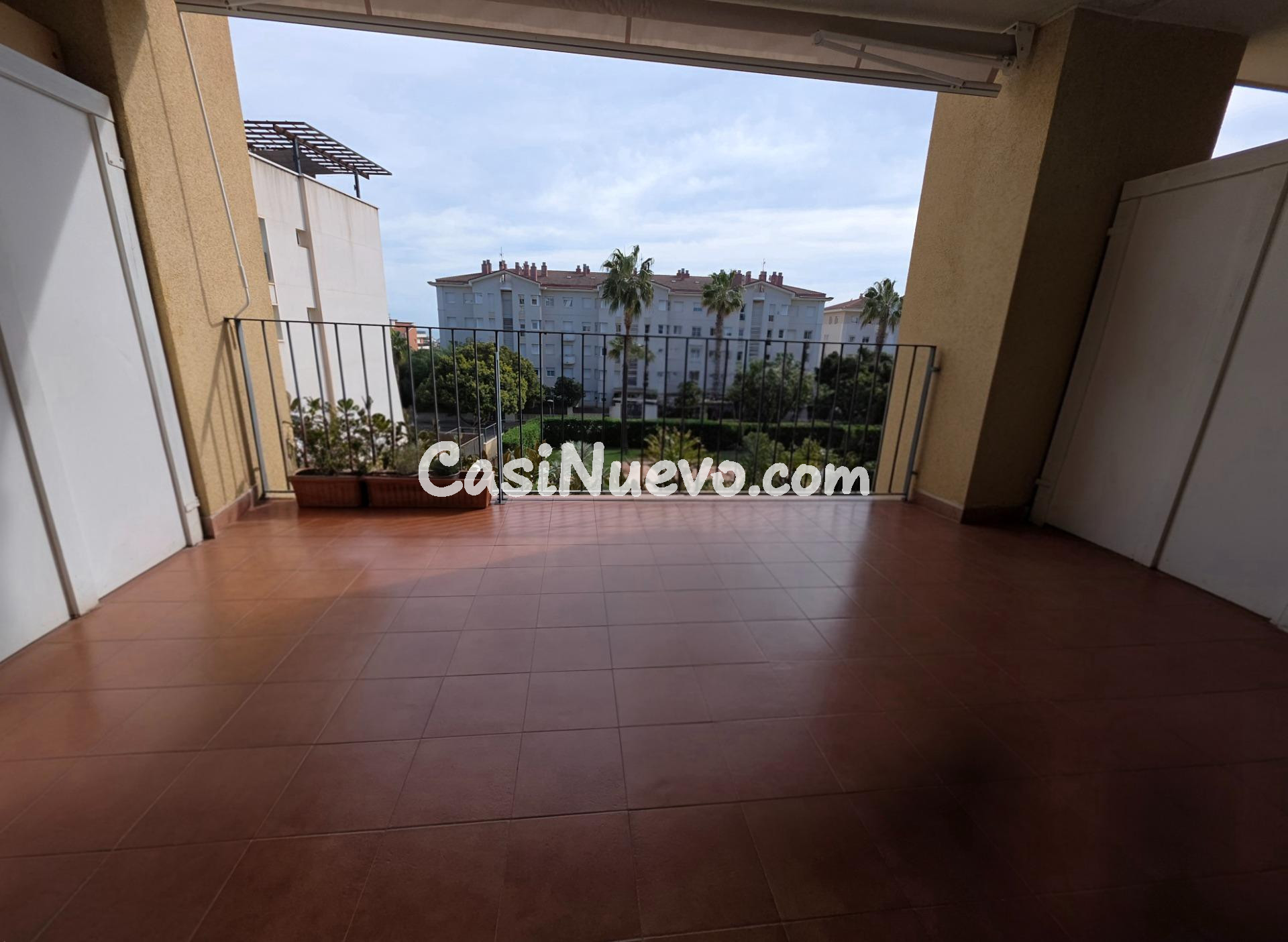 Maravilloso piso con gran terraza y vistas despejadas en Can - foto 7