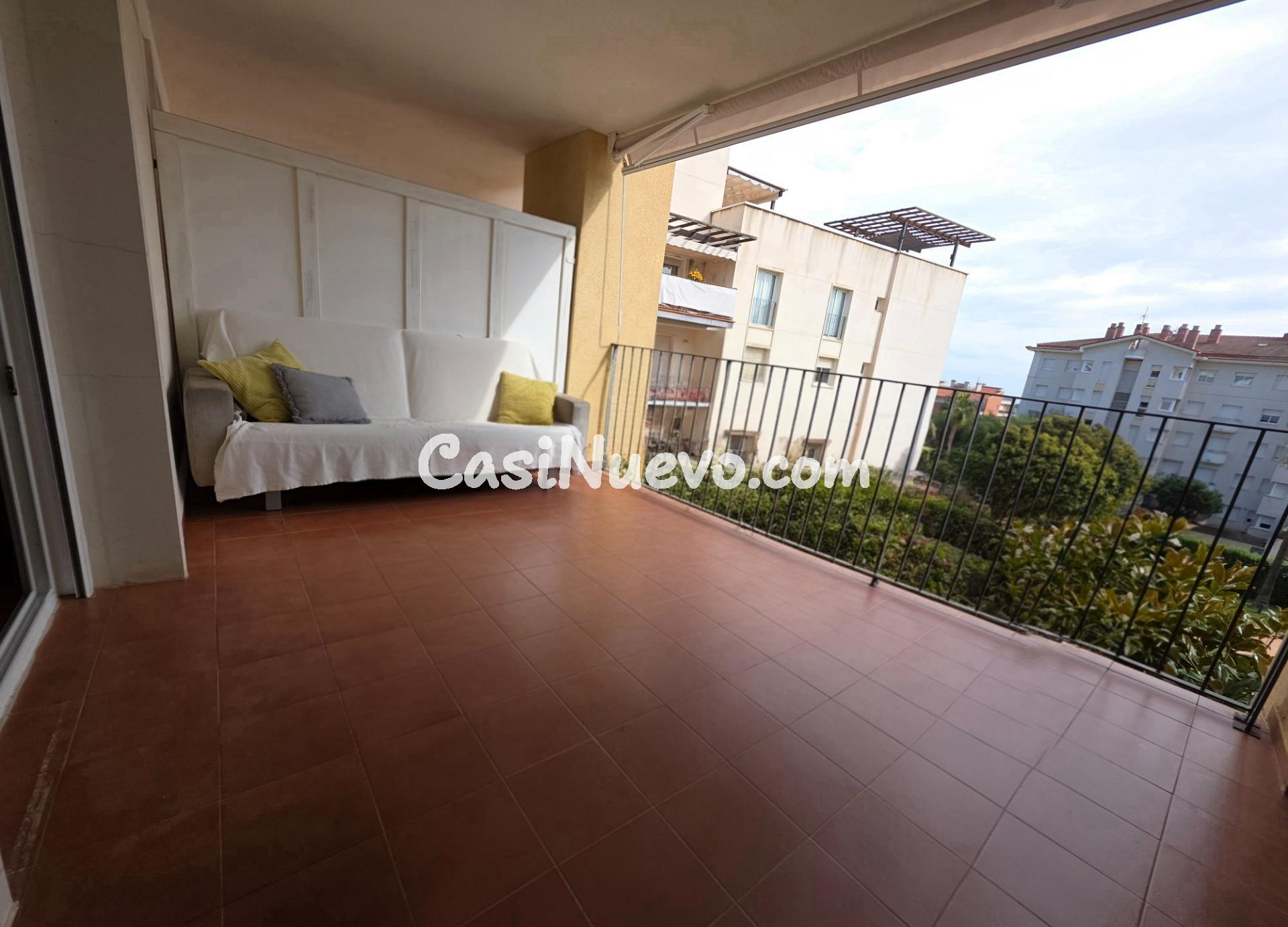 Maravilloso piso con gran terraza y vistas despejadas en Can - foto 9