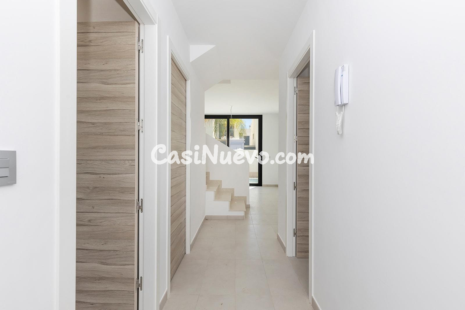 Villa moderna de 3 dormitorios, 2 baños y piscina privada en - foto 6