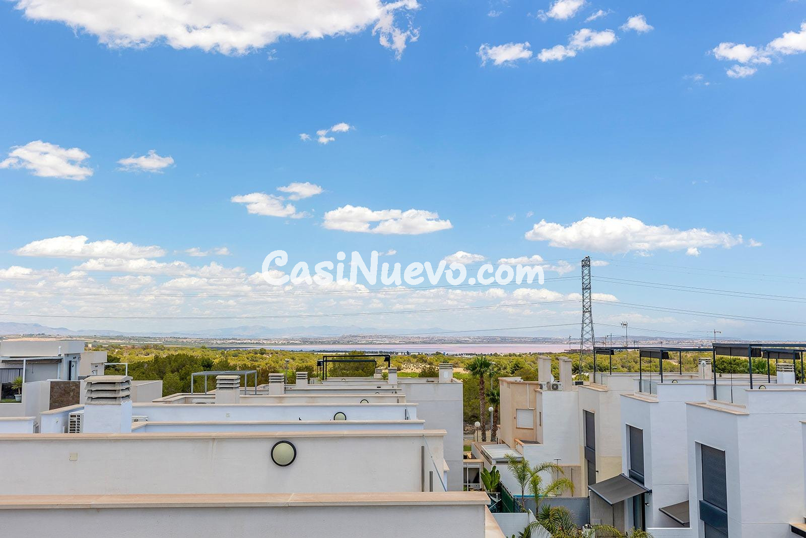 Villa moderna de 3 dormitorios, 2 baños y piscina privada en - foto 20