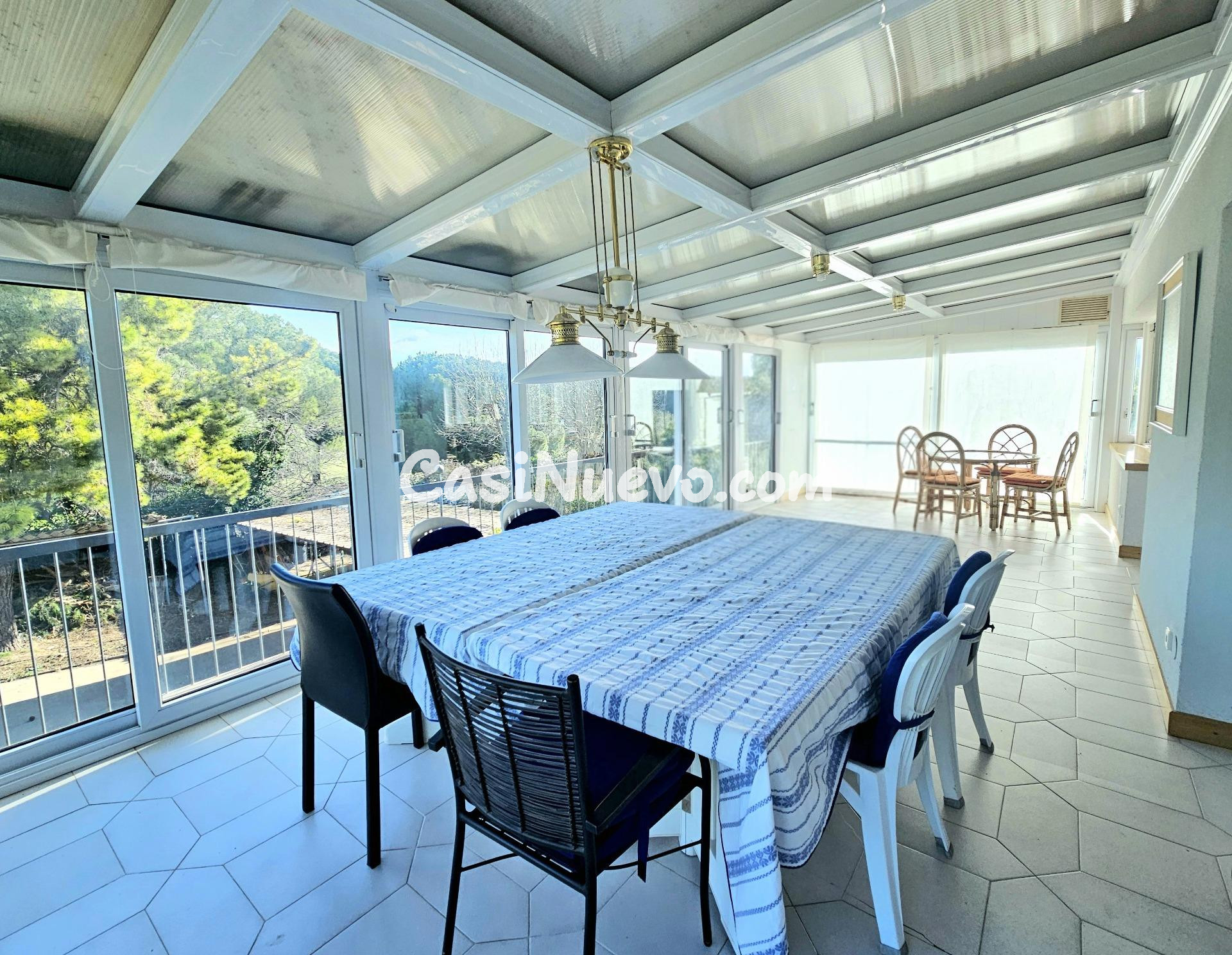 Casa con piscina en un entorno privilegiado - foto 21